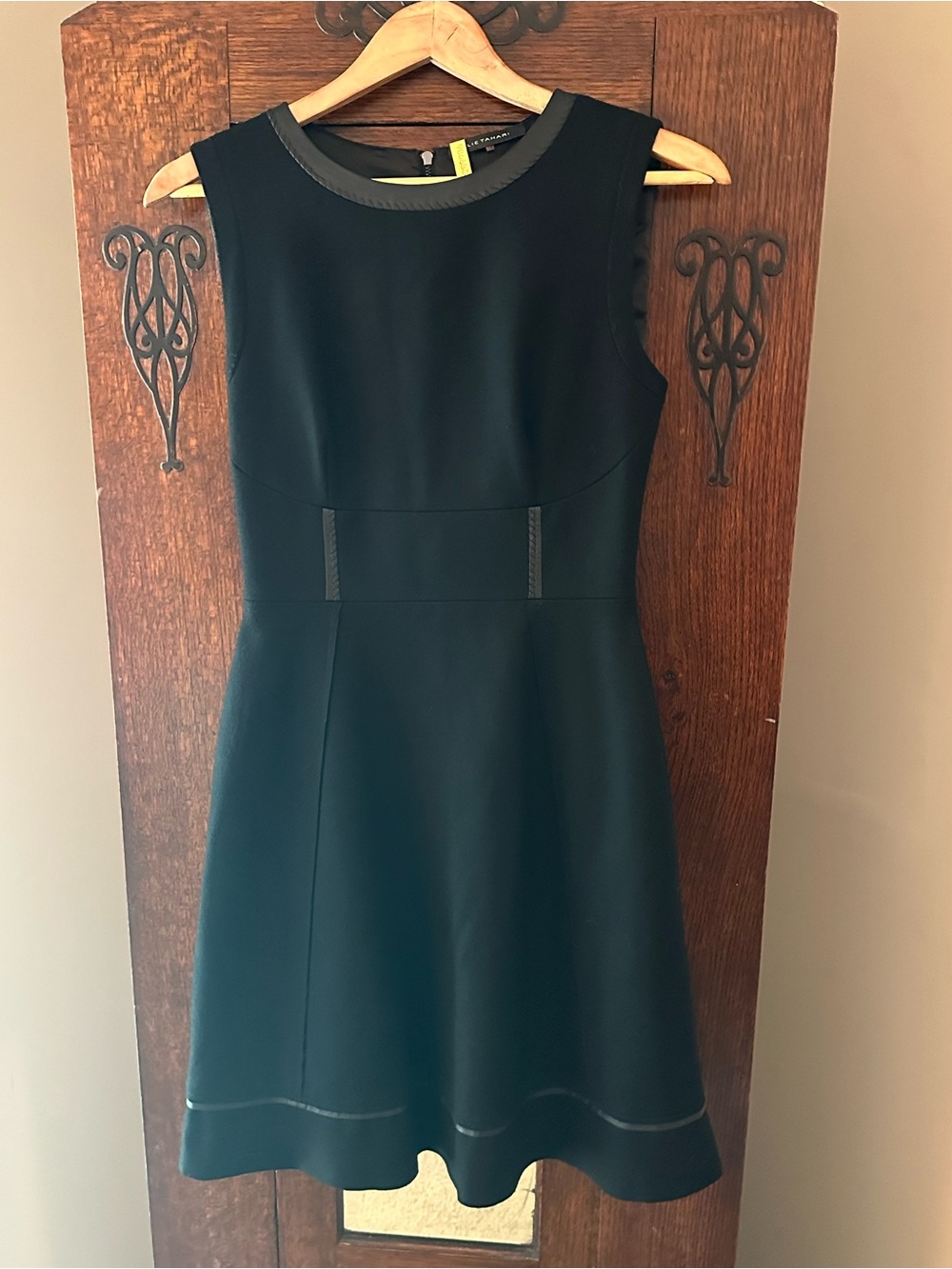Elie Tahari Forest Green Sleeveless Fit-and-Flare Mini Dress